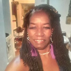 Meet your Posher, Glenda